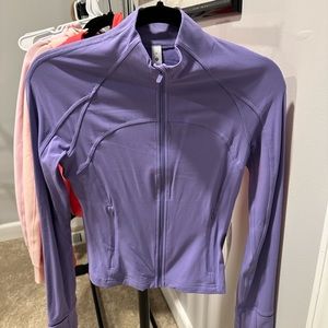 Lululemom Nulu Cropped Define Dark Lavender OG VERSION